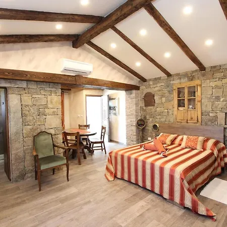 Apartmán Midea 2